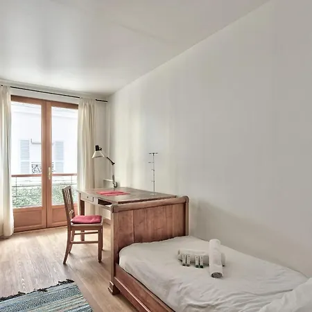 Apartment Dombasle Tour Eiffel - Welkeys Paris