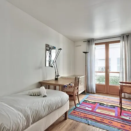 Apartment Dombasle Tour Eiffel - Welkeys Paris