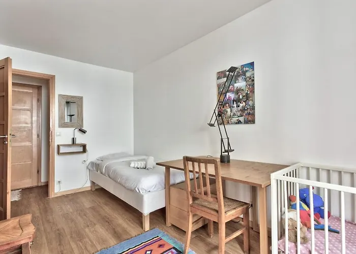 Apartment Dombasle Tour Eiffel - 3 Etoiles - Welkeys *