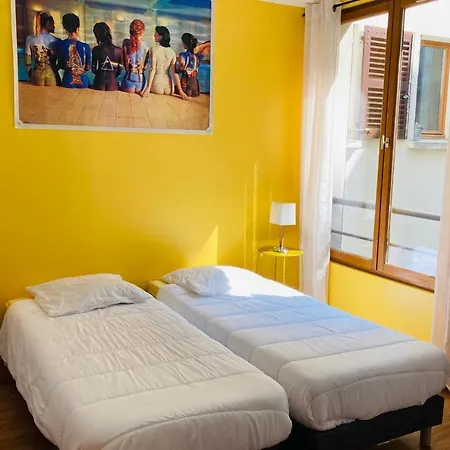 Appartement Dombasle Tour Eiffel - Welkeys *